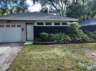 15115 Meadow Ln, Dolton, IL 60419