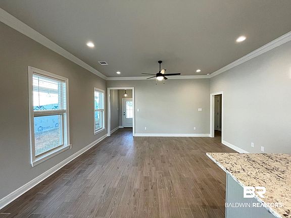 5th image of 1355 Fenton Cir