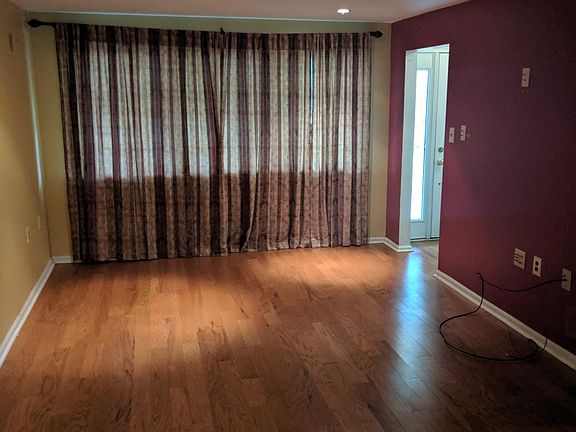 2nd image of 24 Cornwall Dr