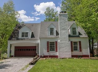 13 Minnewawa Rd, Timberlake, OH 44095