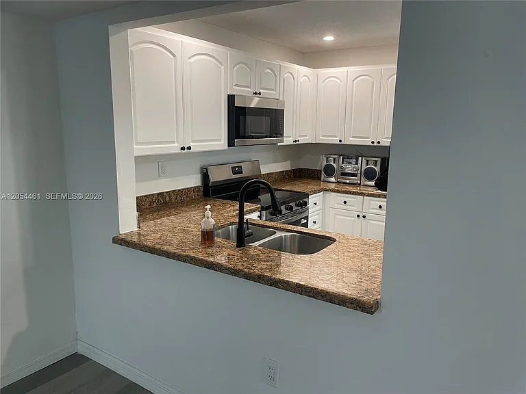 452 NE 210th Circle Ter #102-7A — Photo 6