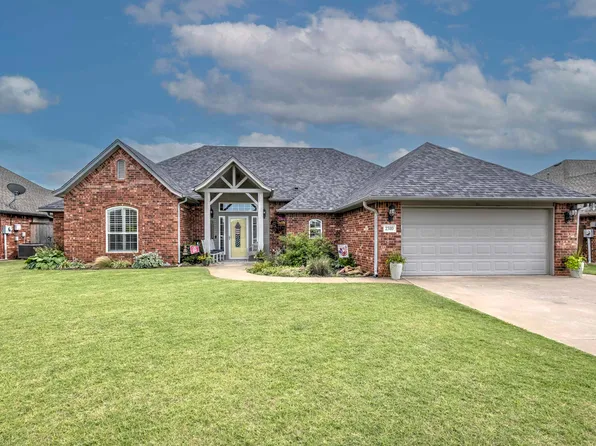 2310 Meadowview Dr, Duncan, OK 73533