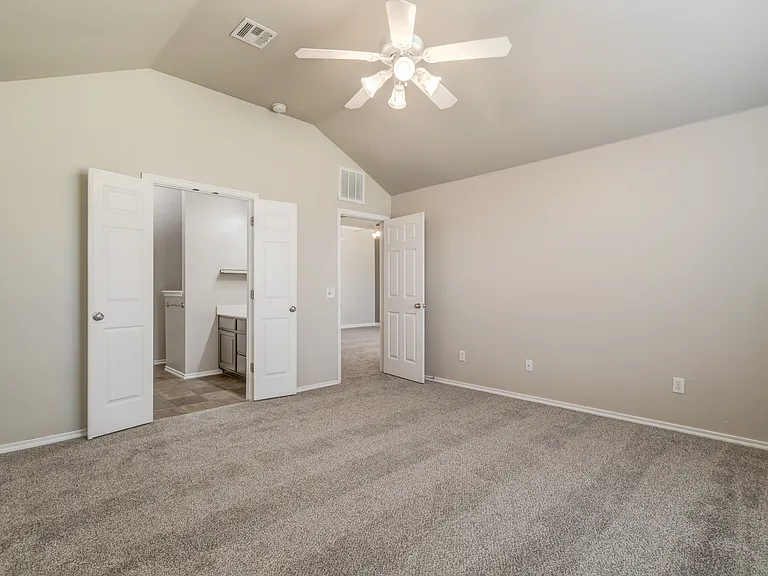 16024 Okalee Ln — Photo 56
