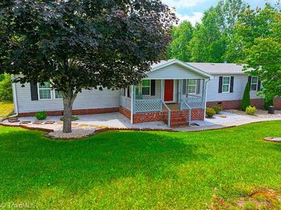 277 Clover Ln, Mount airy, NC, 27030