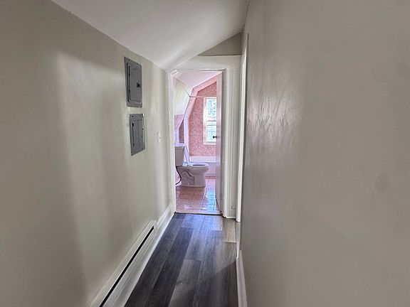2nd image of 101 Columbia Ave #3