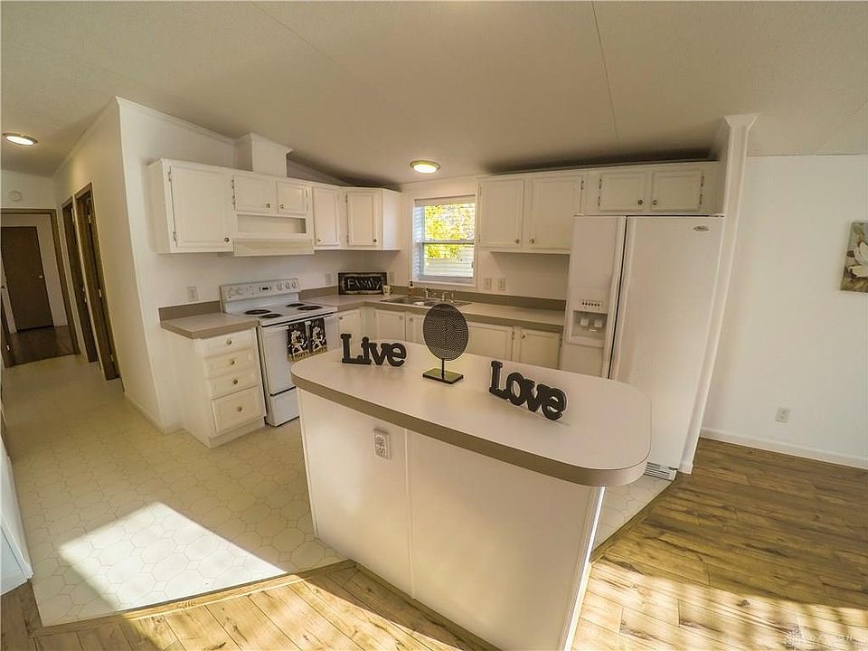 1st image of 5118 Santa Fe Dr