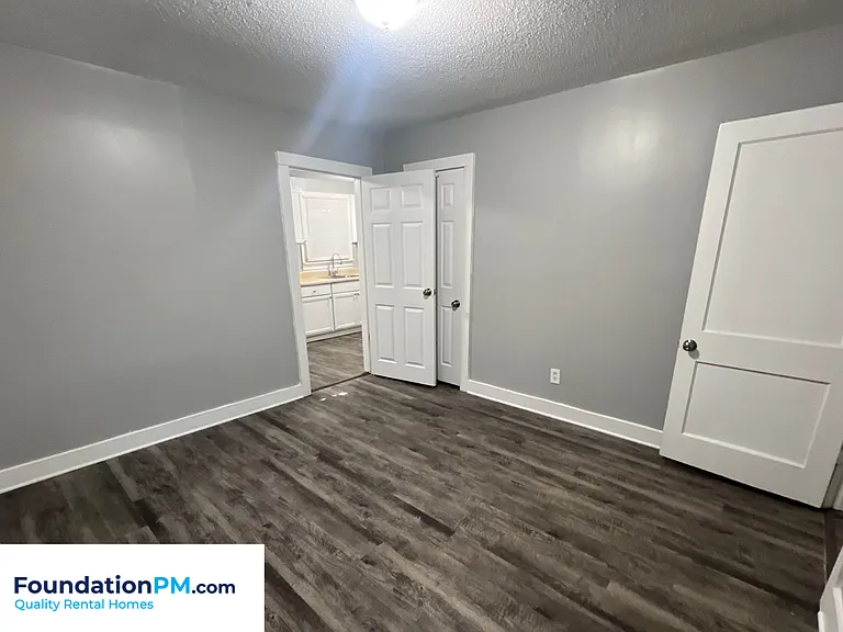 444 Glankler St — Photo 18