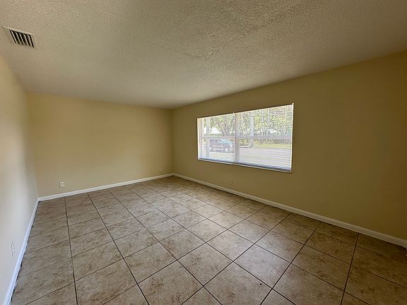 2nd image of 960 19th St #1902