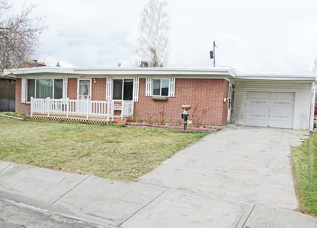 1st image of 2277 Logan Dr