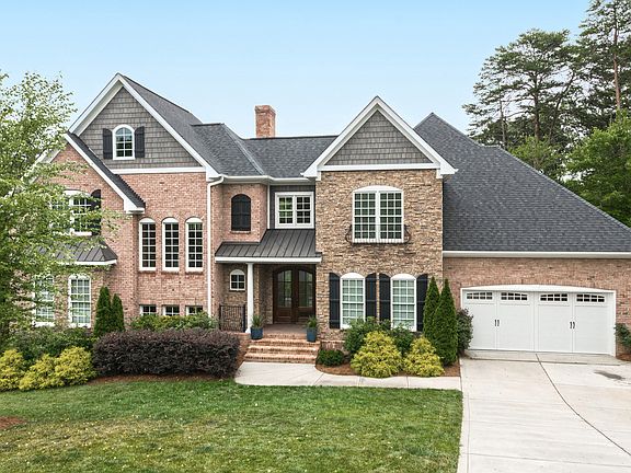 2nd image of 2905 Providence Trail Ln