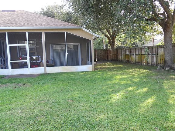 4th image of 2623 Aston Cir