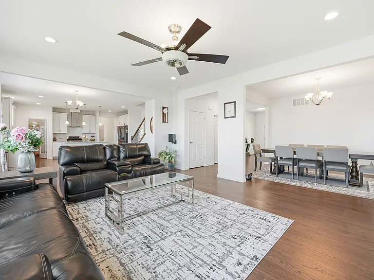 2332 Sand Cherry Dr — Photo 23