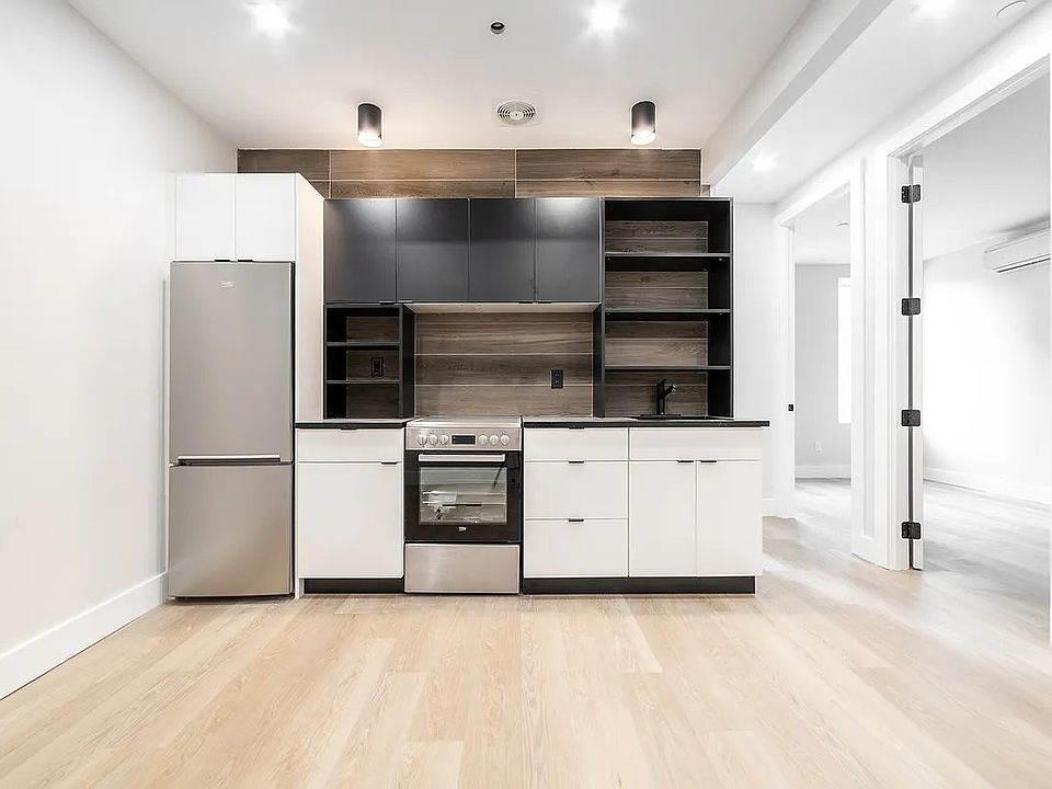 1st image of 722 De Kalb Ave #7