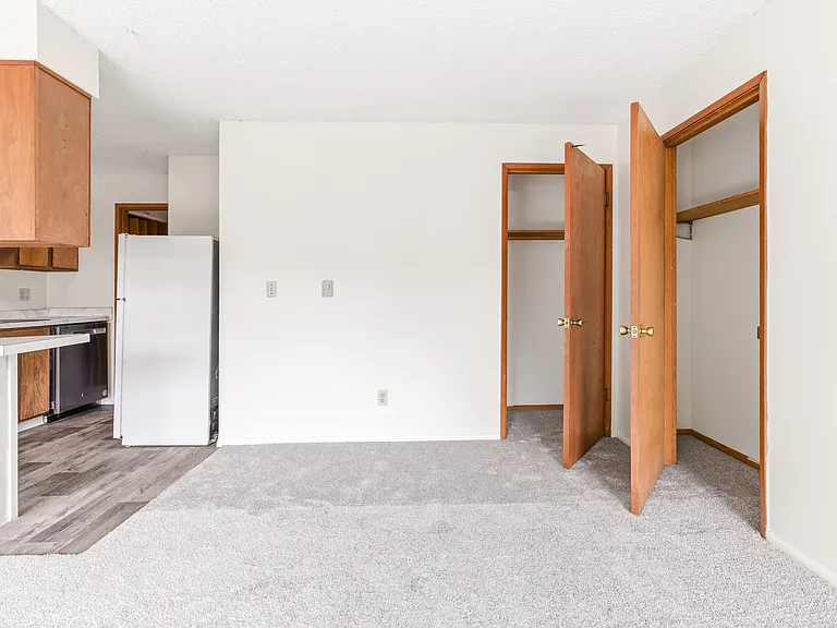 14132 37th Ave S #102 — Photo 5