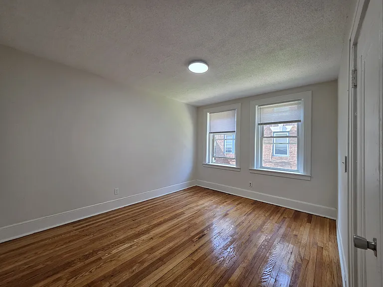 295 Norton St #8B — Photo 5