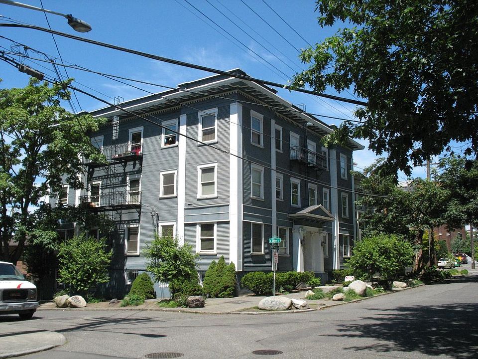 1st image of 1703 Harvard Ave #17