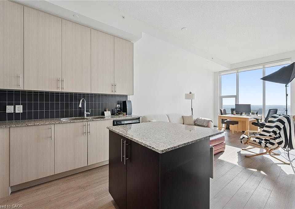 1st image of 85 Duke St W #1707