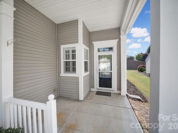 2nd image of 19174 Mallard Dr