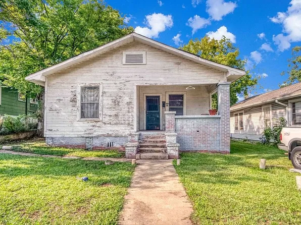 516 60th St, Fairfield, AL 35064