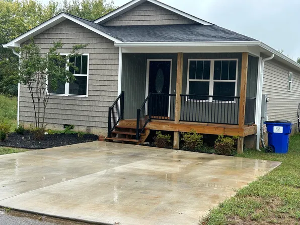 2016 Blythe Ave SE, Cleveland, TN 37311