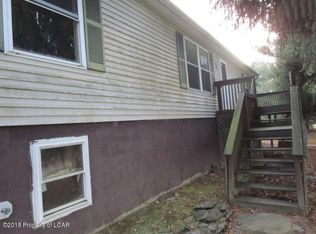 1526 Mountain Rd, Shickshinny, PA 18655