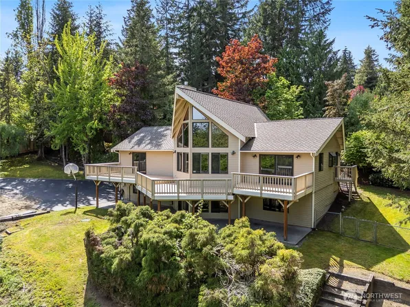 5127 215th Street SE, Woodinville, WA 98072