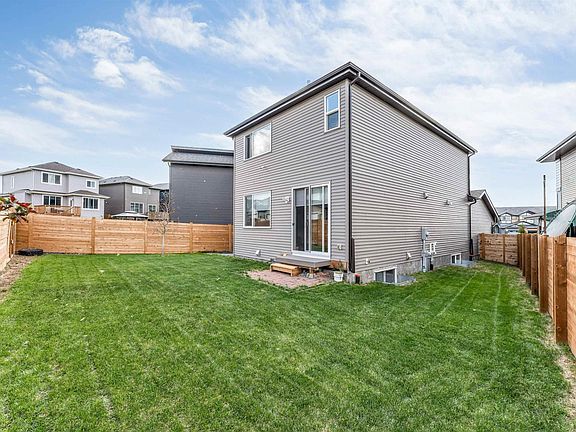 2nd image of 425 41st St SW