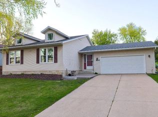 509 Meadow Run Dr SW, Rochester, MN 55902