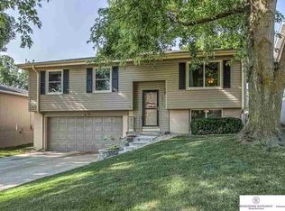 12975 Browne Cir, Omaha, NE 68164