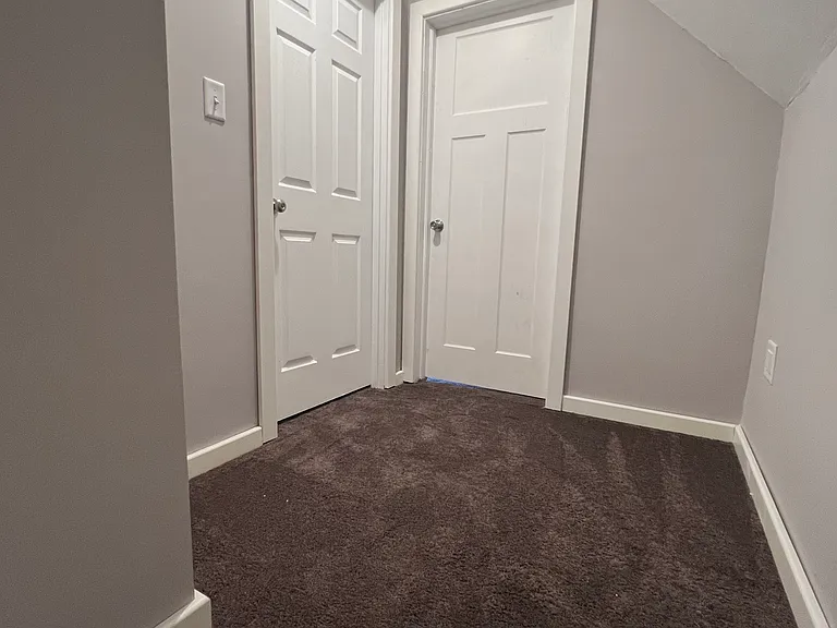 807 S 8th St — Photo 13