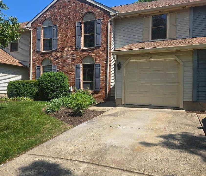 1st image of 38 Fox Hill Ln