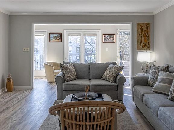 5th image of 3203 Lenox Rd NE APT 24