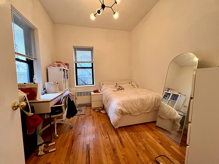 65 E 11th St #4G — Photo 8