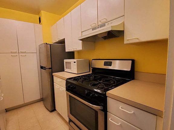 5th image of 125-10 Queens Blvd #604