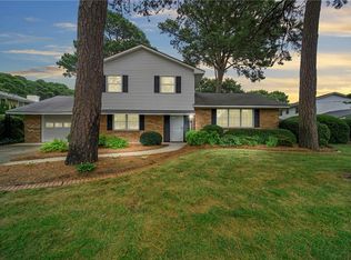 2228 Admiral Cir, Virginia Beach, VA 23451
