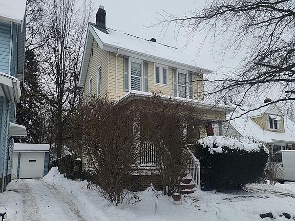 3rd image of 3845 Glenwood Rd
