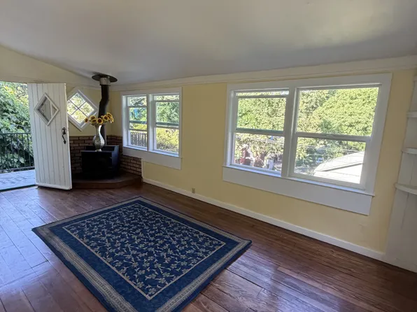 2693 S Fitch Mountain Rd, Healdsburg, CA 95448