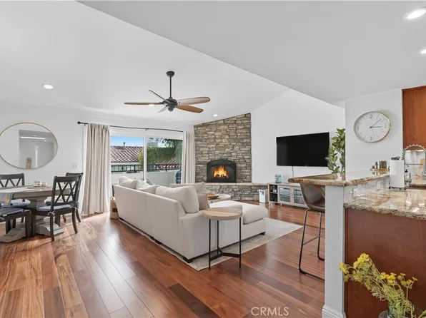 220 S Helberta Ave Unit E, Redondo Beach, CA 90277