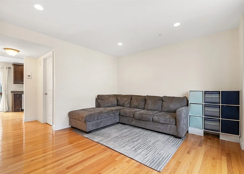 311 Littleton Rd #29