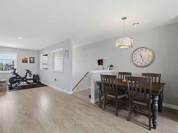 3rd image of 3320 Meadowgate Blvd #124