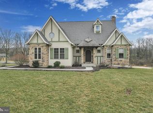 1363 Hex Hwy, Hamburg, PA 19526
