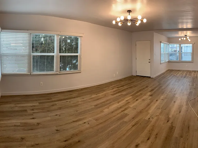 1128 Orange Ave — Photo 10