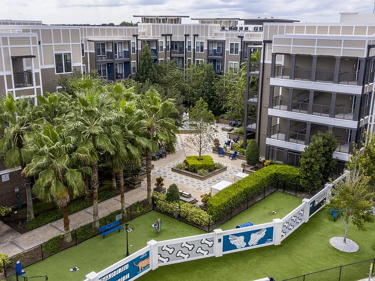 NoHo Flats I and II — Photo 12