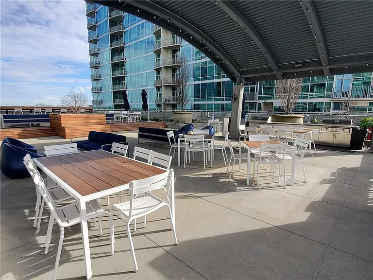 923 Peachtree St NE #928 — Photo 40
