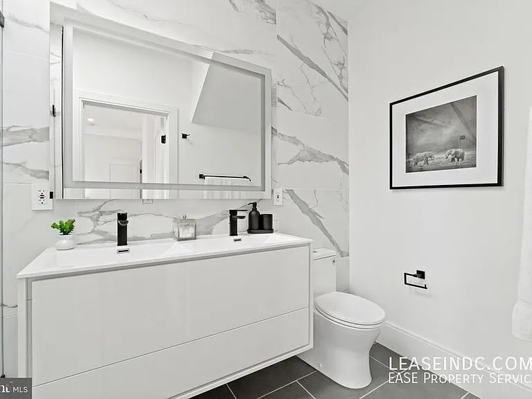 3524 Park Pl NW #2 — Photo 16