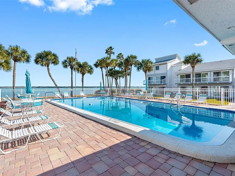 1451 Gulf Blvd #101 — Photo 20