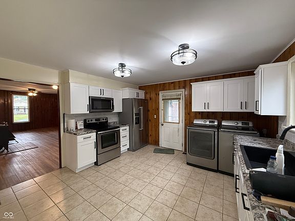 5th image of 7077 W 450 S