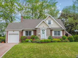 470 Bergen Blvd, Oradell, NJ 07649