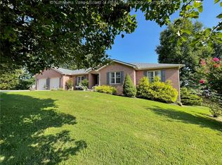 66 Poinsettia Dr, Scott Depot, WV 25560
