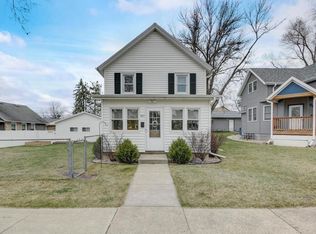 407 E Conant St, Portage, WI 53901